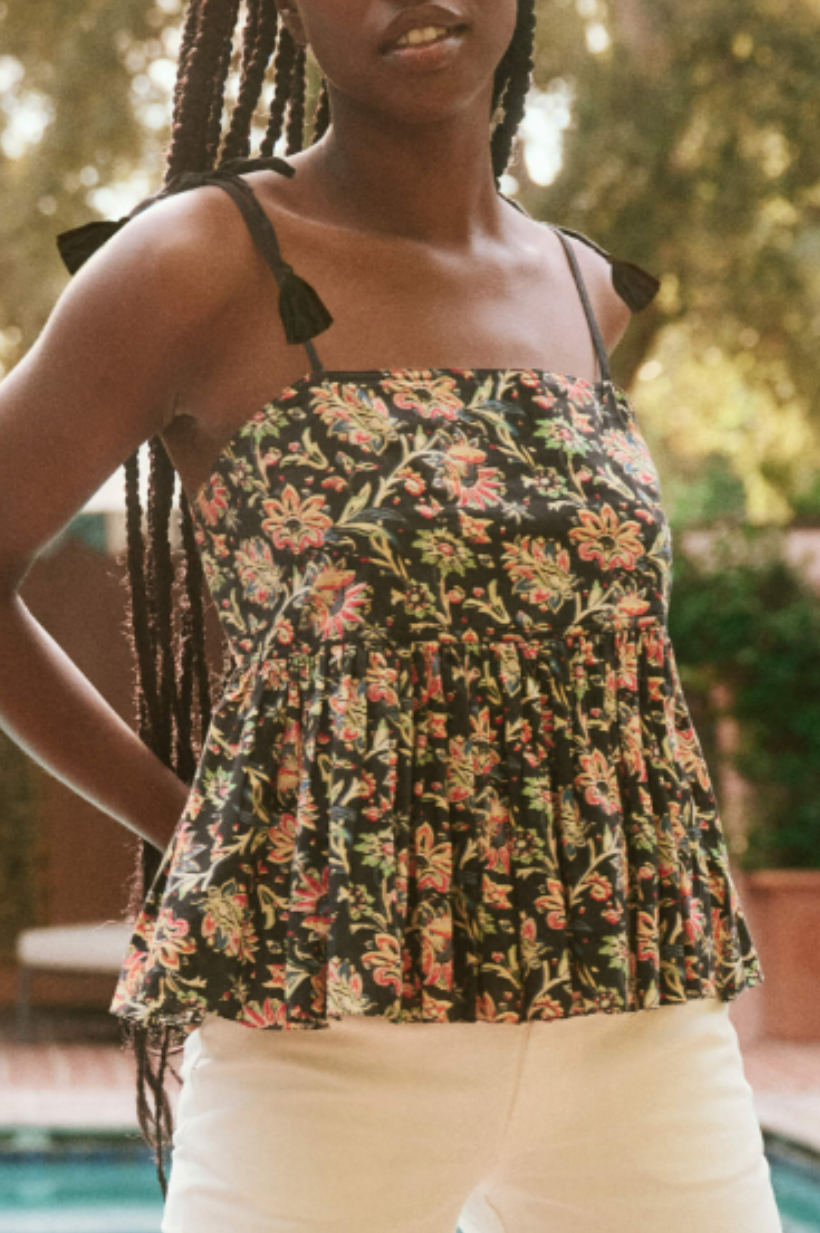 The Dainty Top