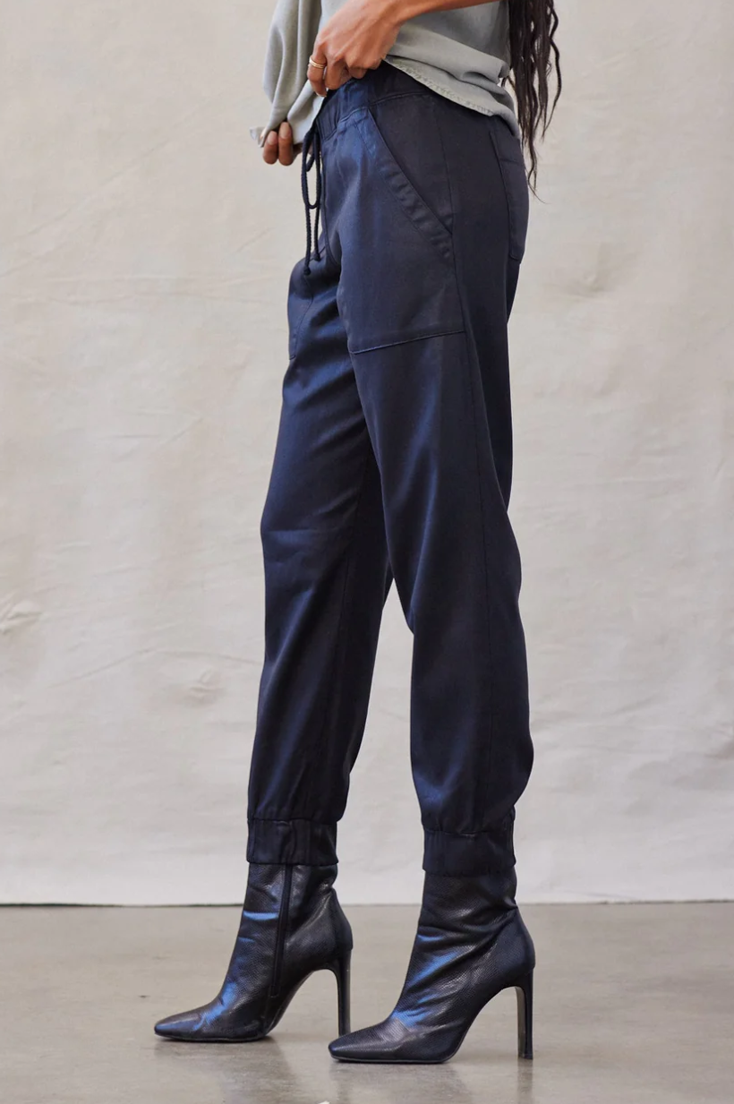 Chelsea Pocket Jogger