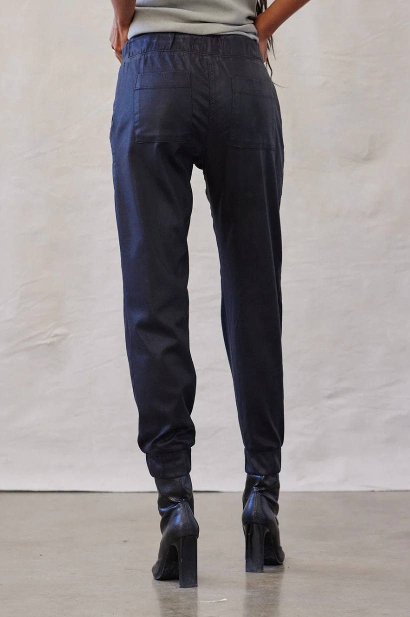 Chelsea Pocket Jogger