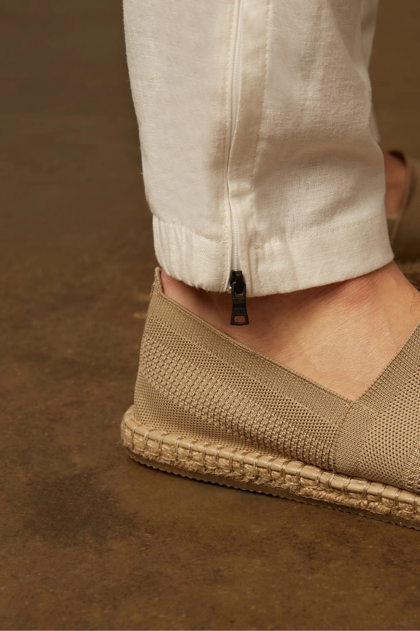 Stretch Linen Traveler Pant