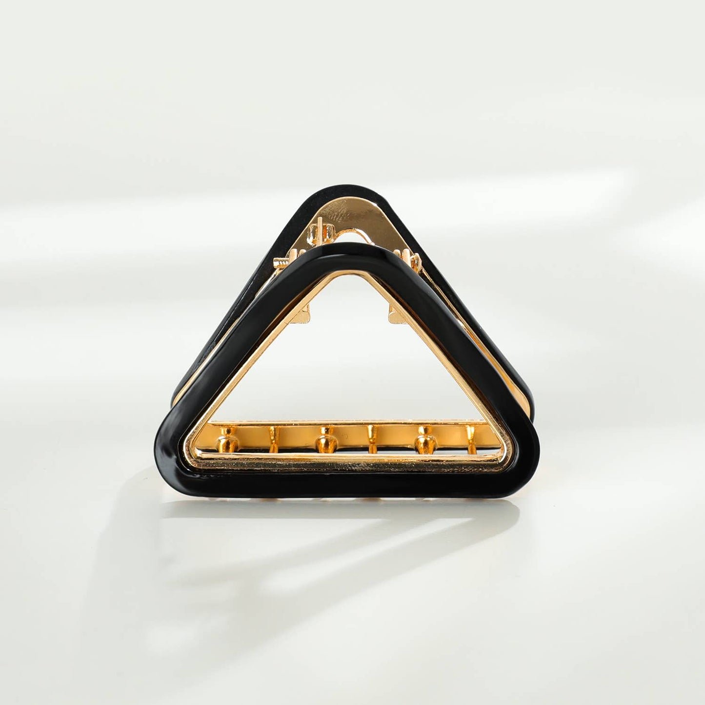 Small Classic Triangle Metal Claw Clip