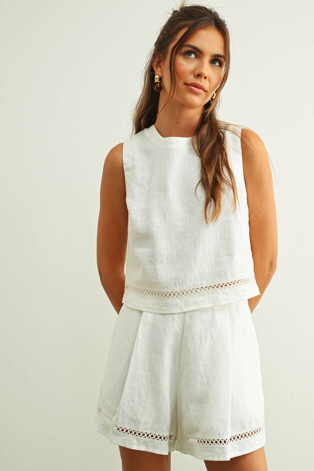 LINEN SHORTS