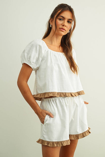 RUFFLED HEM LINEN SHORTS