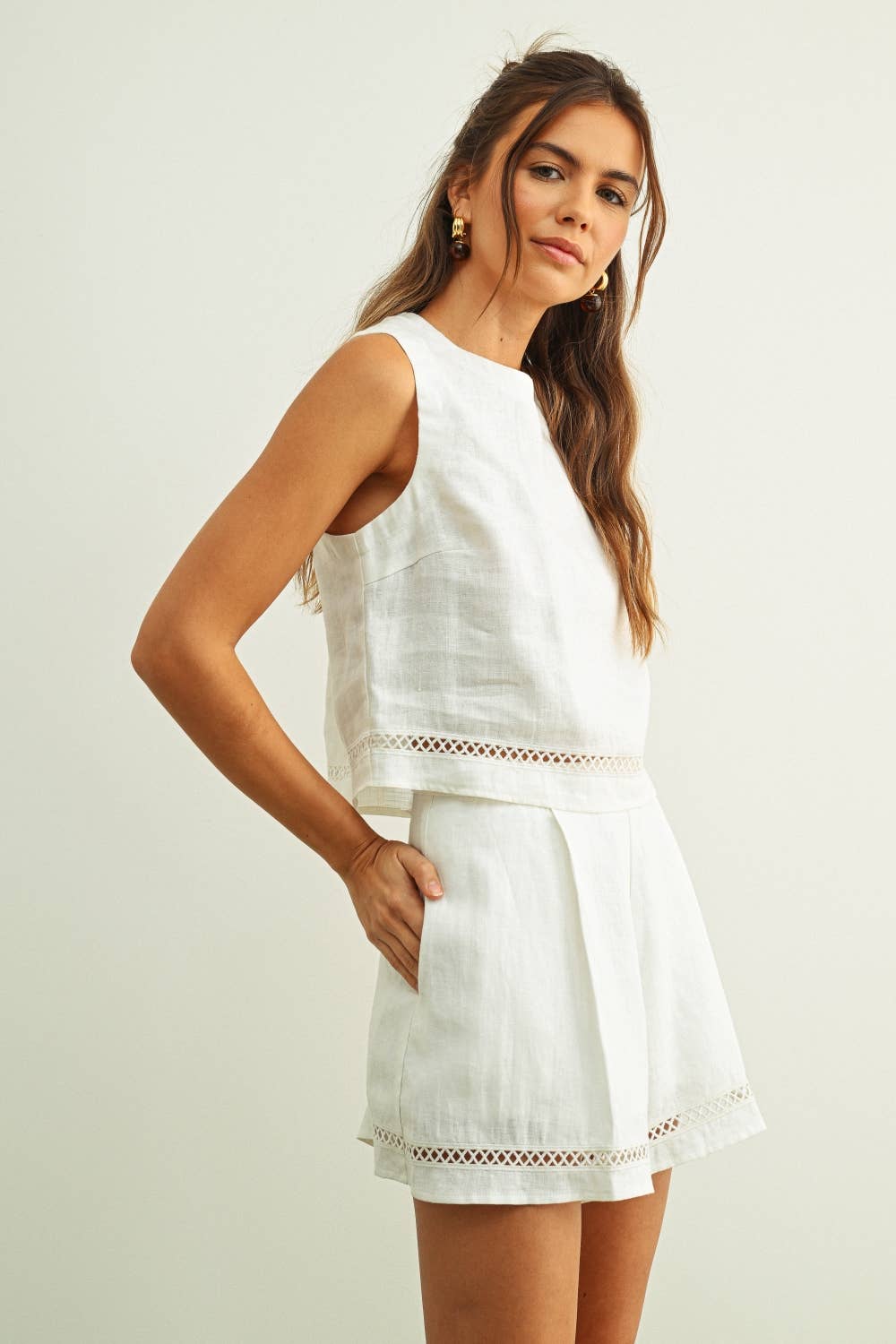 LINEN SHORTS