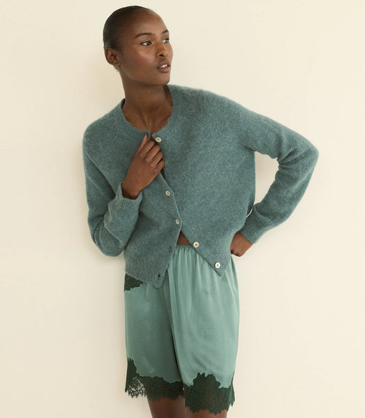 Petra Cardigan-Seafare