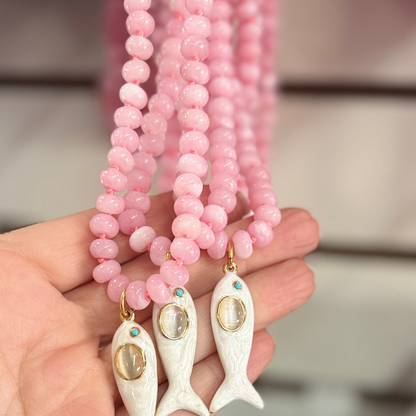 Maris Fish Beaded Necklace — Pink