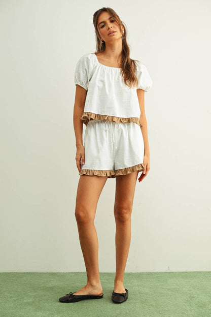 RUFFLED HEM LINEN SHORTS