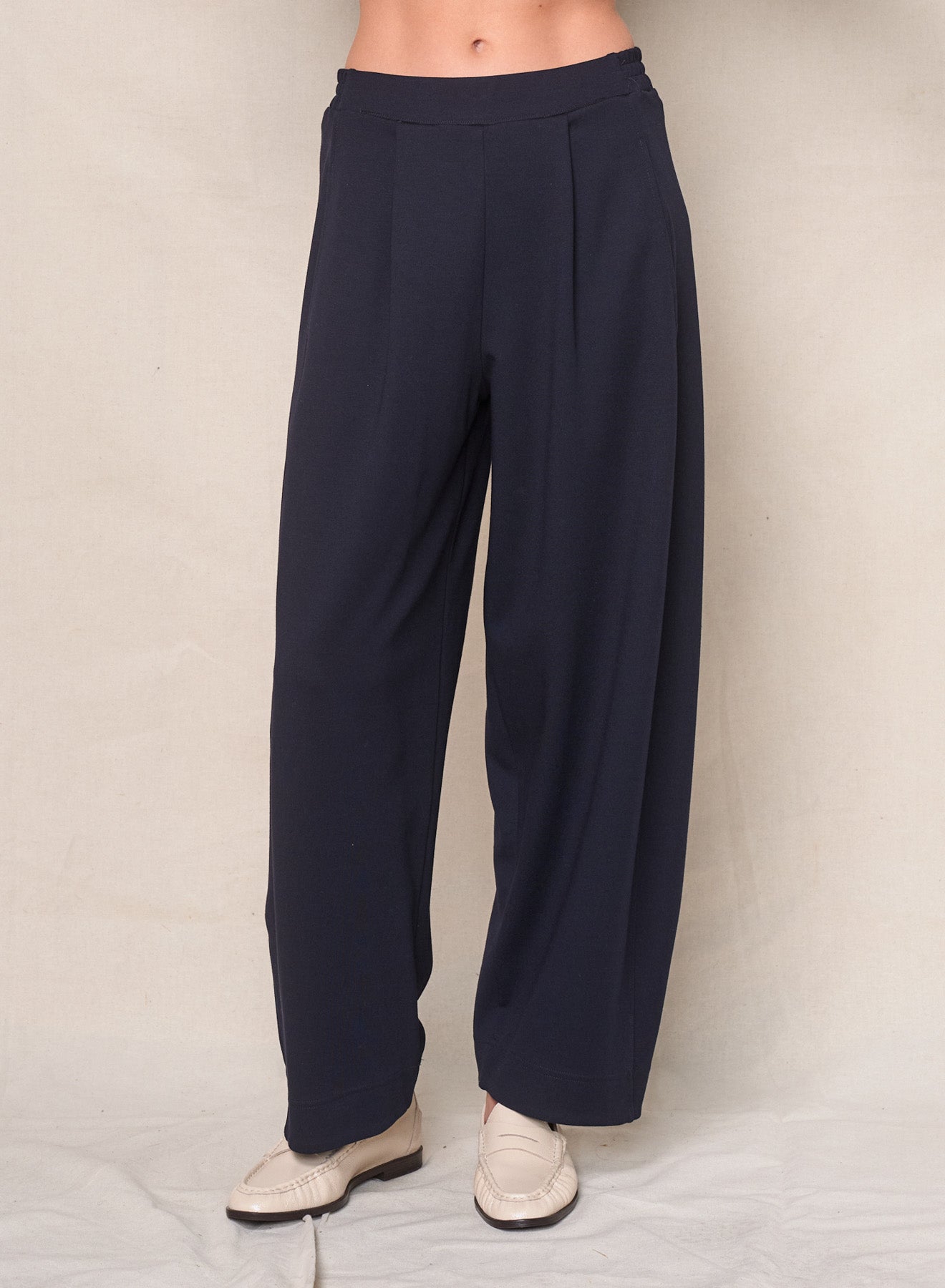 Luxe Ponte Barrel Trouser-Black