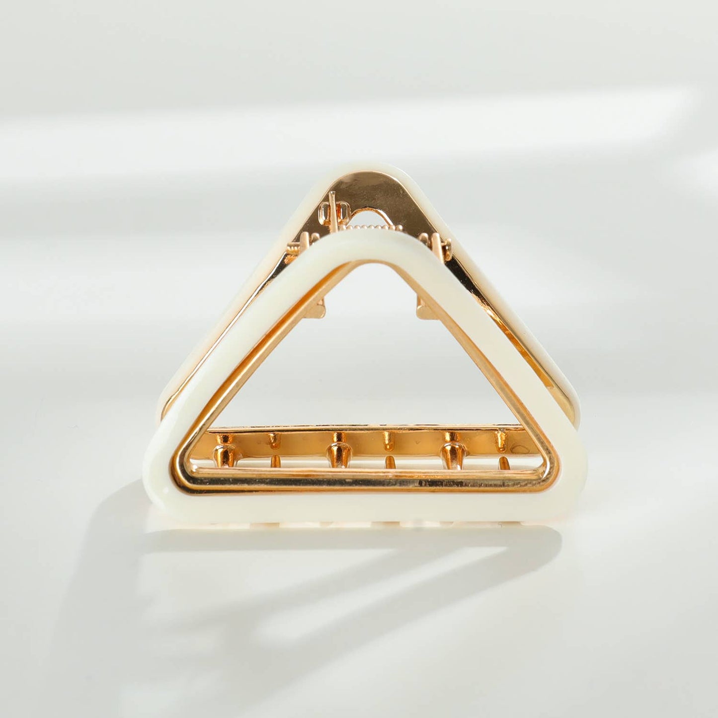 Small Classic Triangle Metal Claw Clip