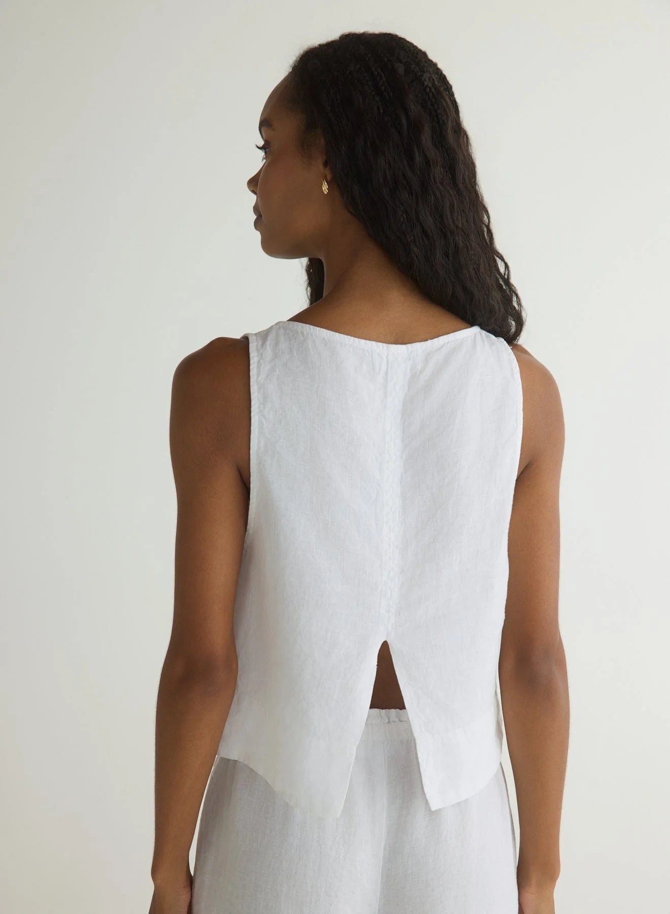 Sleeveless Boat Neck Split Back Top